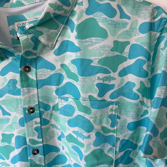 Magellan Outdoors Men's Blue Camo Shore and Line Washed Out Fishing Shirt - Picture 2 of 2